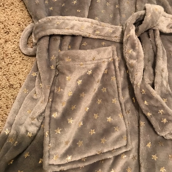 PB Teen slippers and robe set - Picture 4 of 6